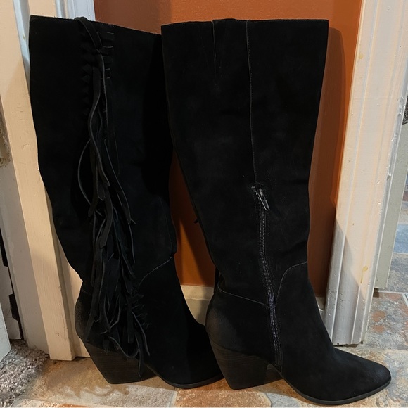 👢Charles David Black Leather Suede Pointed Toe Fringe style Boots! - Picture 3 of 13